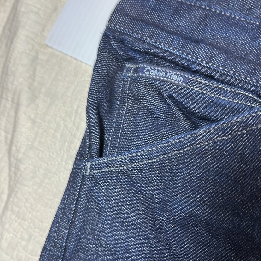 Calvin Klein Straight-Leg Cotton Denim Blue Jeans 36x32 NWOT - Picture 7 of 8